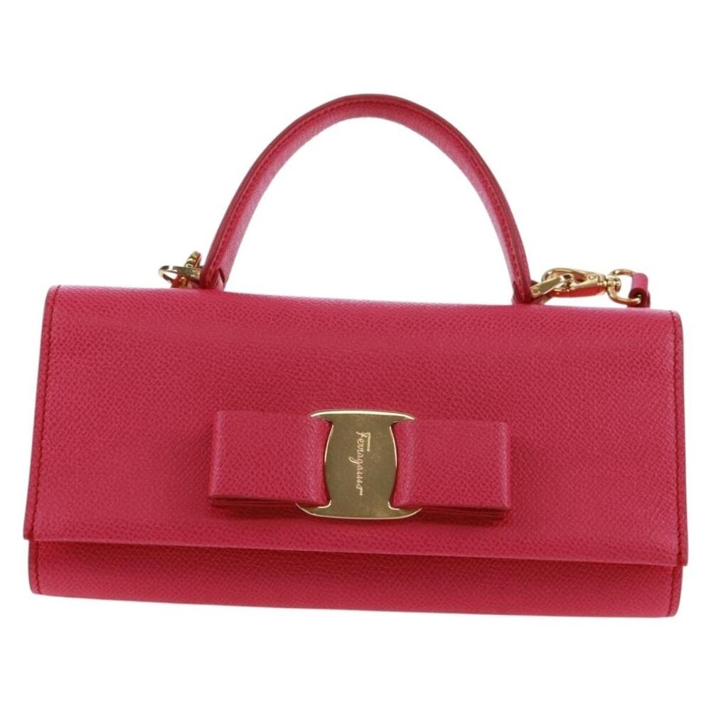 Salvatore Ferragamo Leather Shoulder Wallet Pink